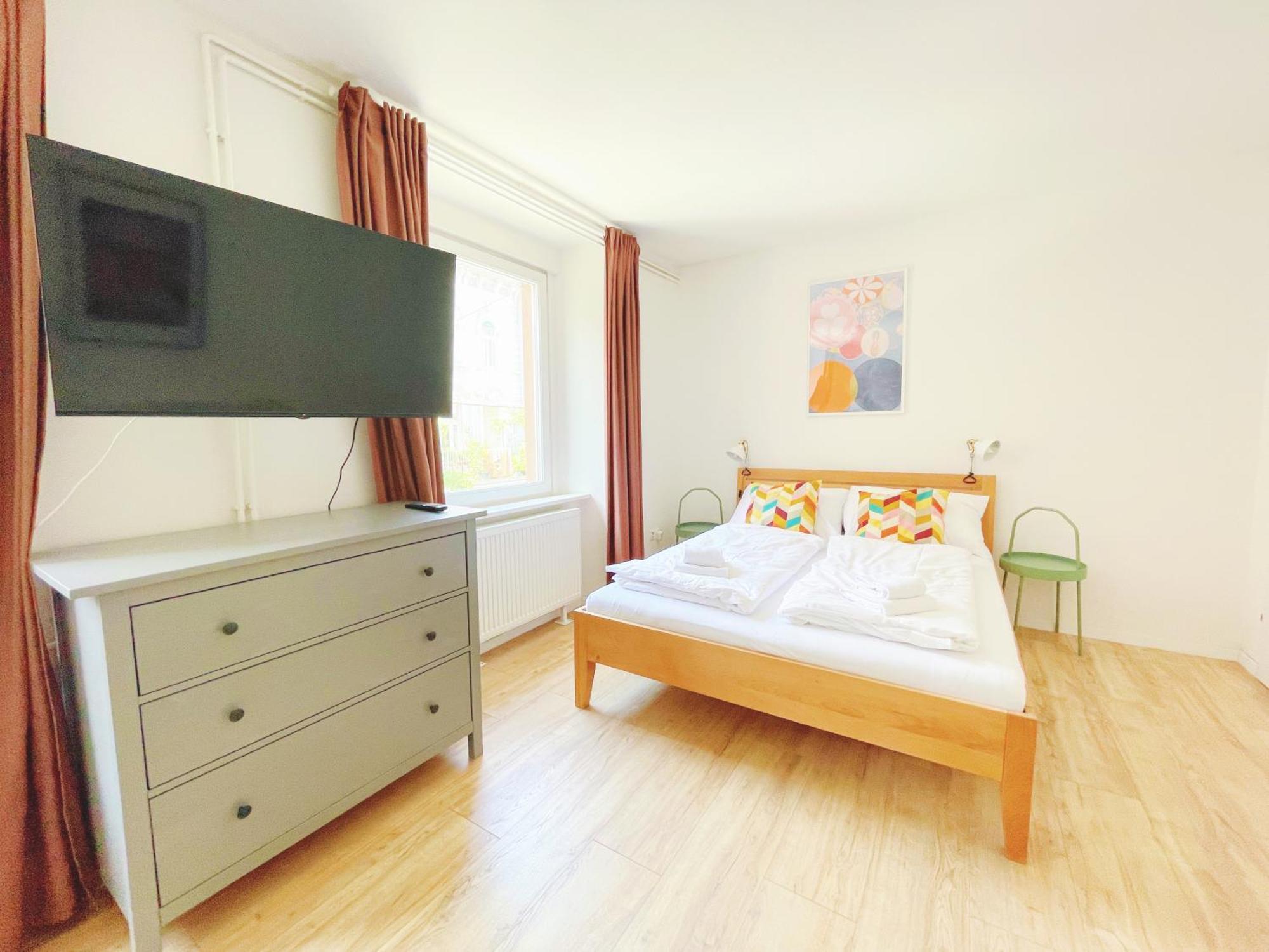 Contactless Self-Check-In - Stayhere Central City Suite 3 Graz Exterior foto